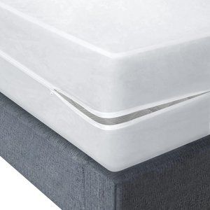 Shop Bedding Vinyl Mattress Cover With Zipper - White (541639759)